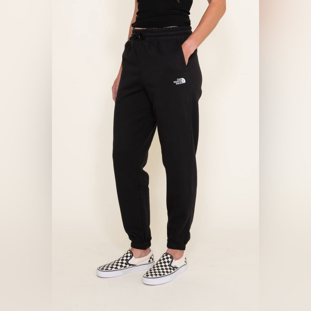 The North Face Women's Black Sweatpants